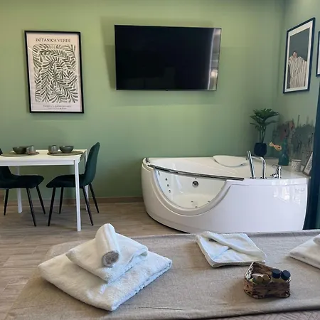 La Botanica - Station Apartment