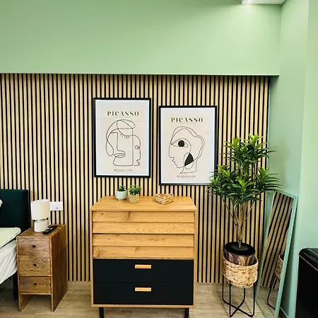 La Botanica - Station *