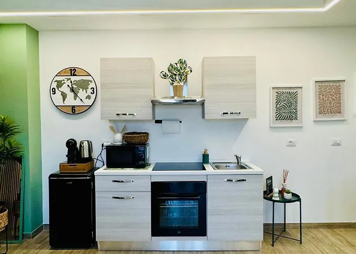 La Botanica - Station * Bari